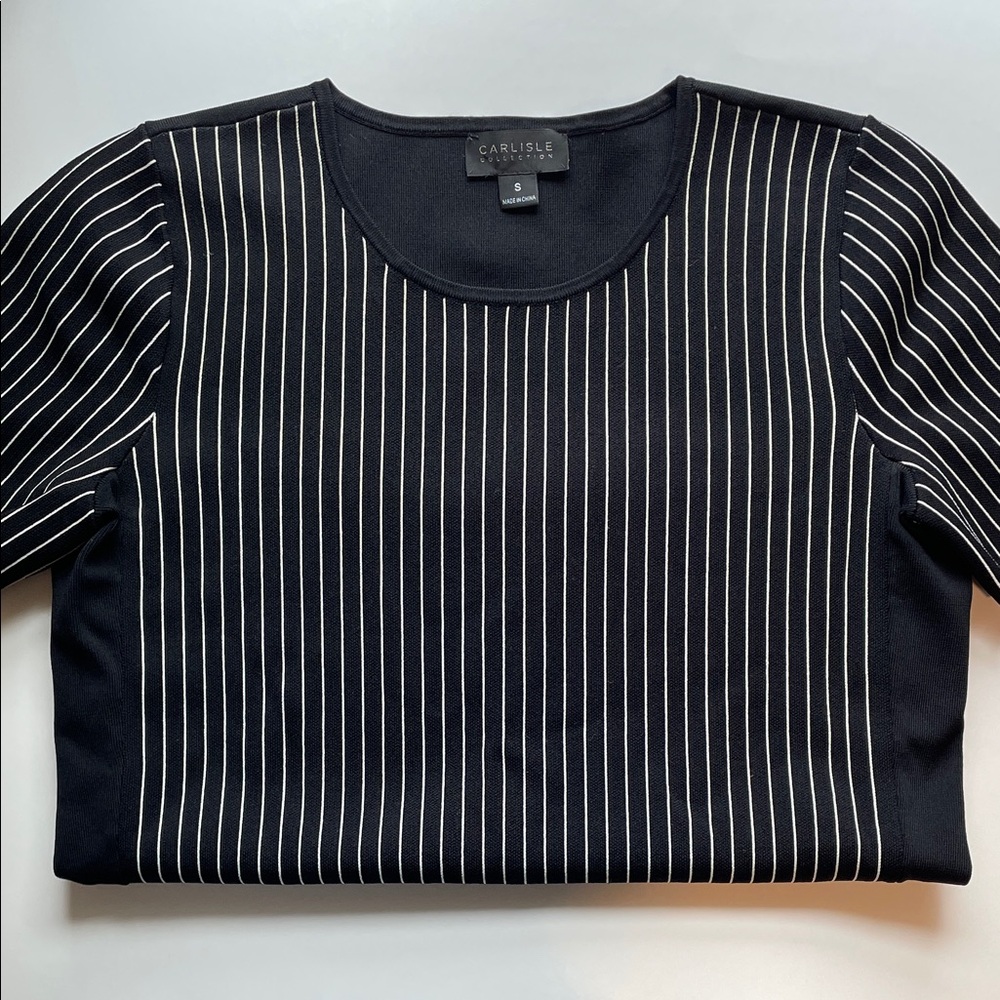 CARLISLE COLLECTION Knitwear Black w/ White Pinstripe Short Sleeve, size S NWOT